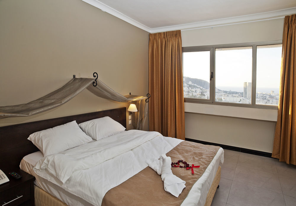 Market Hotel Хайфа Экстерьер фото
